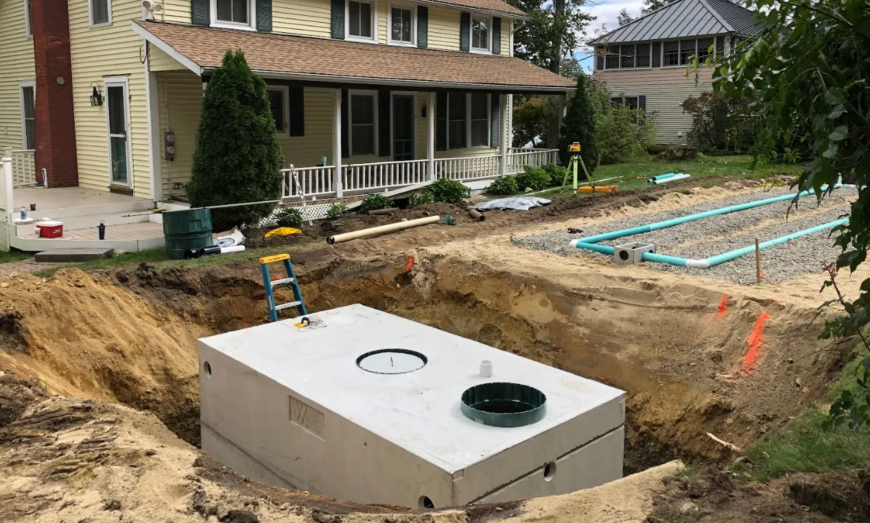 Setting a septic tank into an excavated site